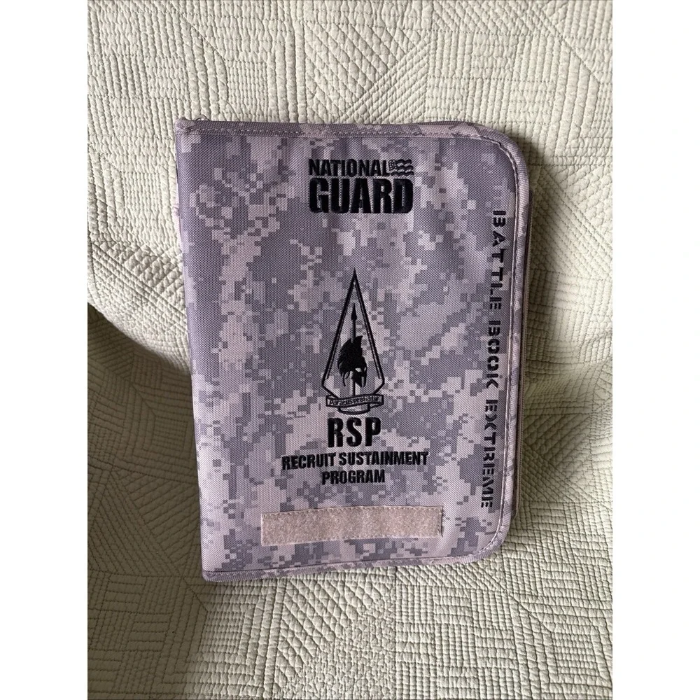 NationalGuard Zipper Binder Camoflauge Organizer Recruitment Sustainment program
